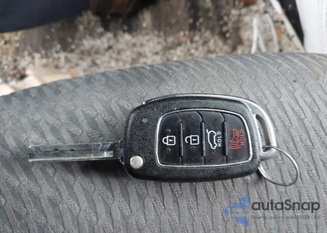 2018 Hyundai Santa Fe Sport 2.4L from USA, damaged, VIN 5NMZTDLB5JH078942